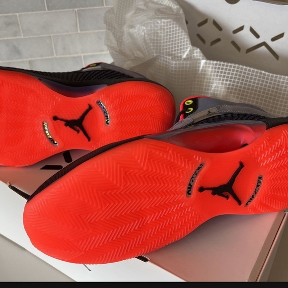 AIR Jordan 35 Center of Gravity - Picture 4 of 7